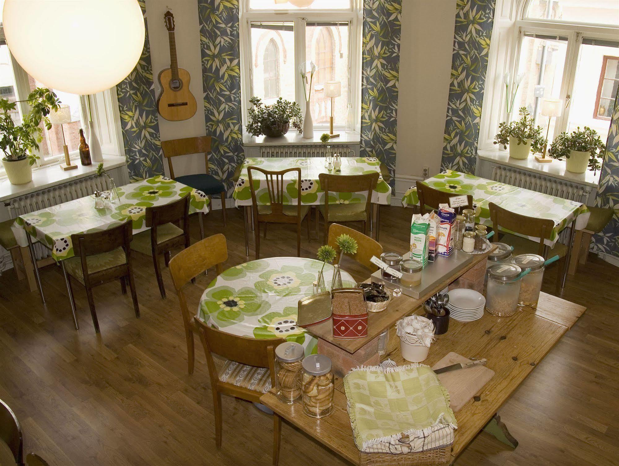 Jaernvaegshotellet Gävle Exteriér fotografie